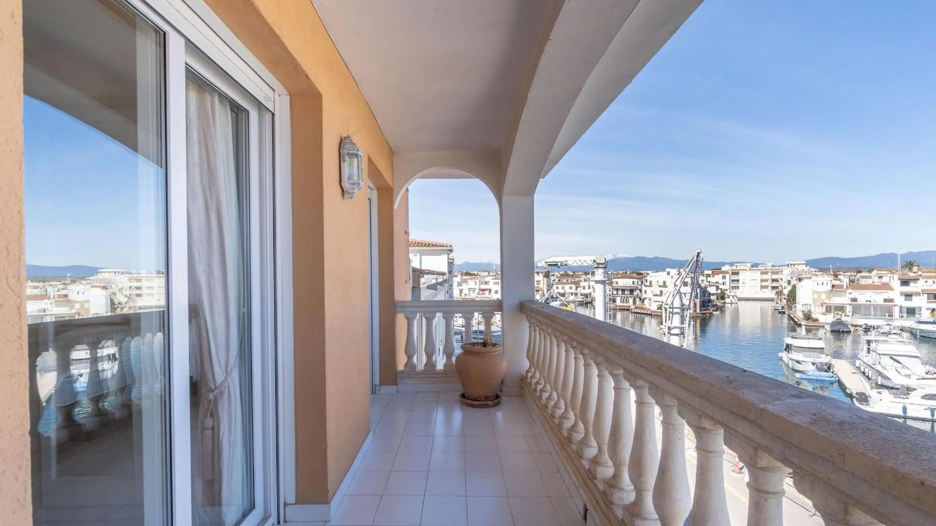 Atico Con Vistas Al Canal - Hisp-288-52 Empuriabrava