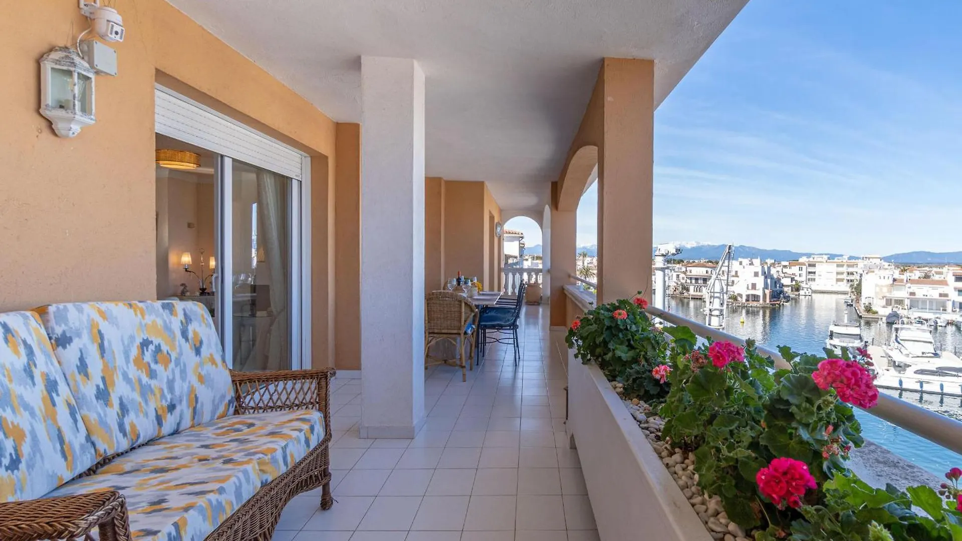 Atico Con Vistas Al Canal - Hisp-288-52 Empuriabrava Spain